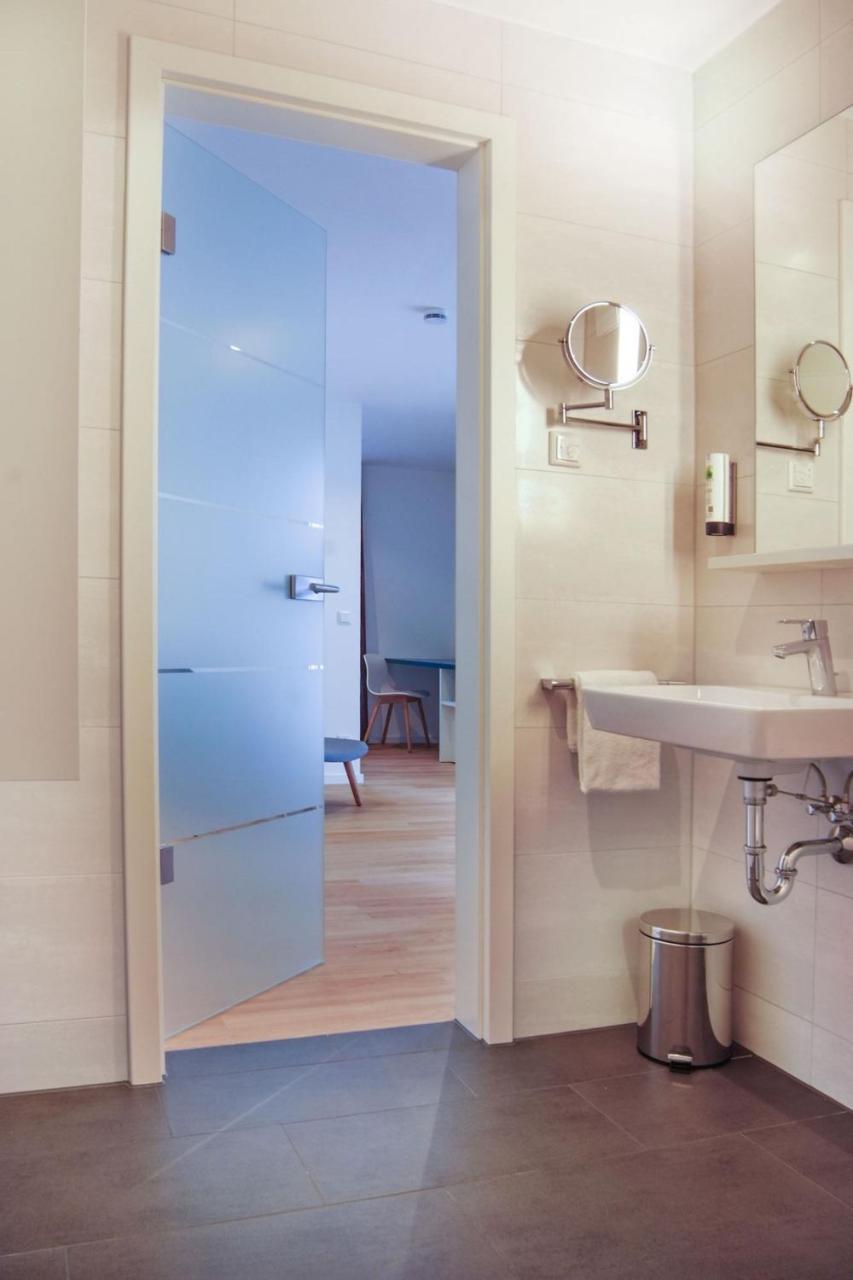 Seeger Living Premium West カールスルーエ エクステリア 写真
